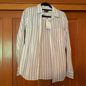 GAP Fitted Boyfriend Shirt - S/Tall